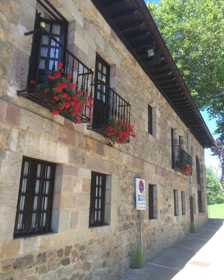 Hotel Santillana Santillana del Mar Exterior photo