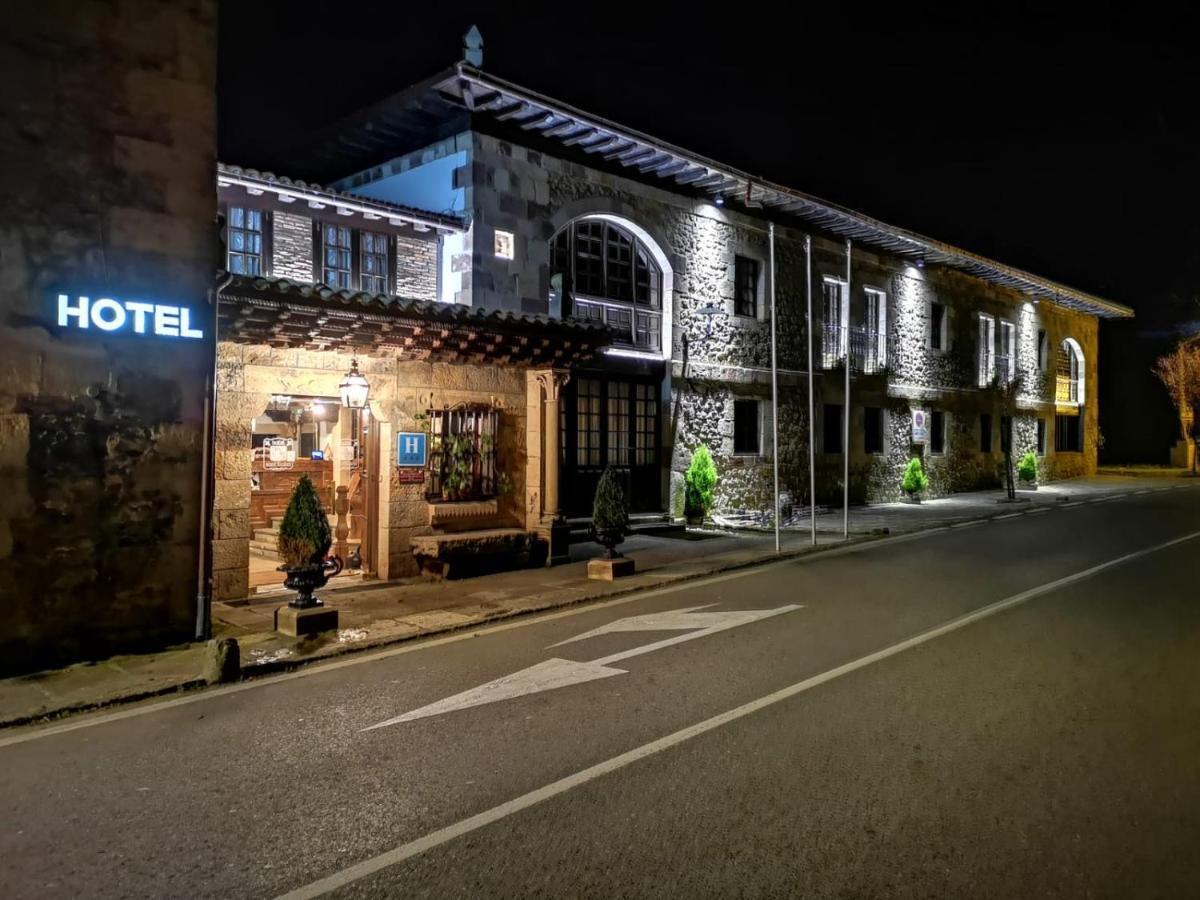 Hotel Santillana Santillana del Mar Exterior photo